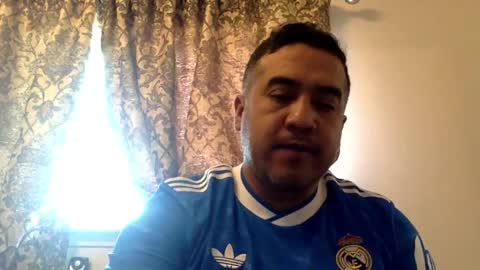 Snapshot of smoothstrik3r chatting on October 3, 5:07 pm smoothstrik3r online show from October 3, 5:07 pm