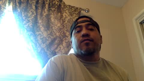 Snapshot of smoothstrik3r chatting on September 24, 5:11 pm smoothstrik3r online show from September 24, 5:11 pm