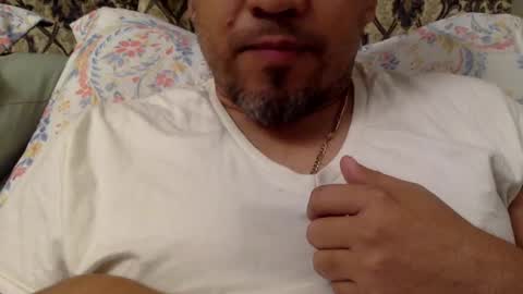 Snapshot of smoothstrik3r chatting on January 25, 2:58 pm smoothstrik3r online show from January 25, 2:58 pm