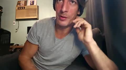 Snackyyyy online show from March 4, 2:07 am