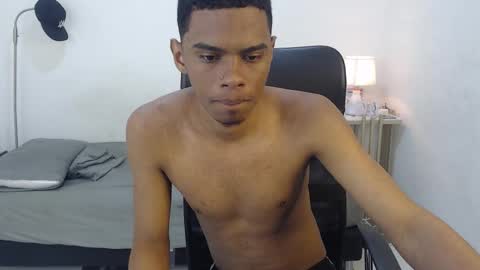 snak_master1 online show from October 2, 6:01 pm