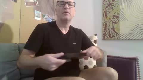 sneakerboy18 online show from March 1, 11:21 am