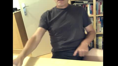 sneaxfreund online show from September 27, 9:56 pm