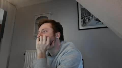 snoecks online show from April 17, 3:58 pm