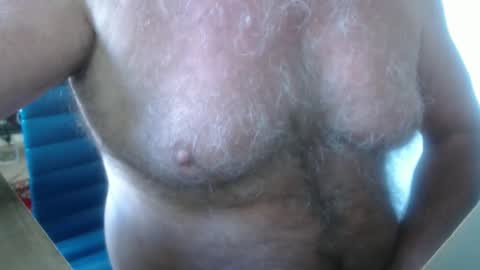 Snapshot of snudge432 chatting on September 13, 12:39 pm snudge432 online show from September 13, 12:39 pm