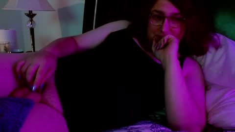 chubby enby sissy online show from September 15, 3:08 am