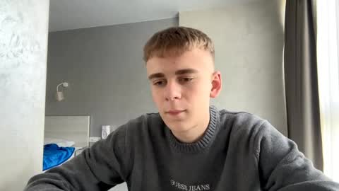 Jett online show from April 22, 3:39 pm