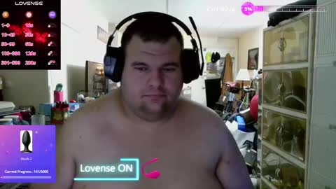 Snapshot of sonblok222 chatting on October 12, 10:53 am sonblok222 online show from October 12, 10:53 am