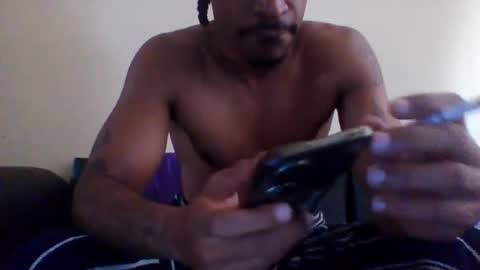 Snapshot of soullov chatting on February 7, 8:11 am soullov - TotalOutPlayer1 Twitter and Onlyfans online show from February 7, 8:11 am