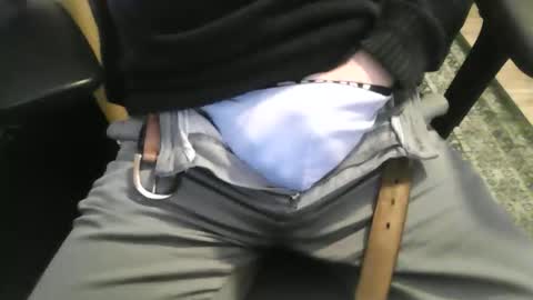 soumarc83 online show from April 1, 11:12 am