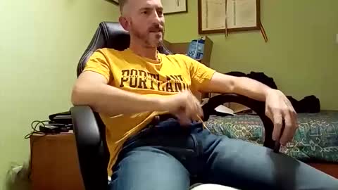 Manu  online show from October 22, 9:18 pm