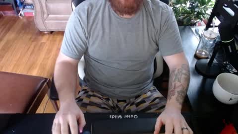 Snapshot of spankkmereddd chatting on January 5, 6:35 pm spankkmereddd online show from January 5, 6:35 pm