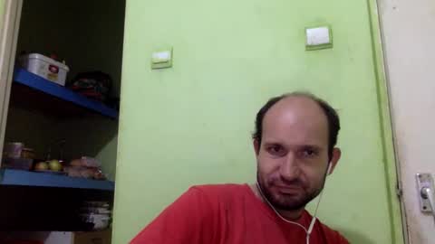 Snapshot of sparei7 chatting on October 8, 9:41 pm Snaiky online show from October 8, 9:41 pm