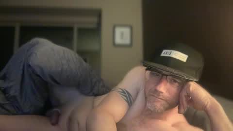 Snapshot of sparker1169 chatting on December 30, 8:54 am Dad online show from December 30, 8:54 am