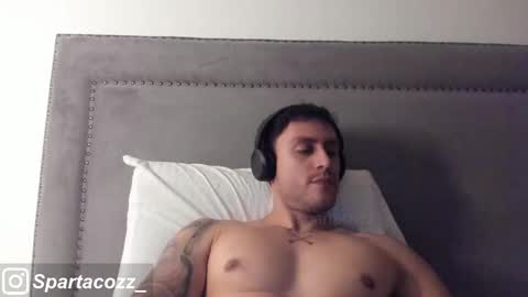 Snapshot of spartacozz chatting on September 21, 1:39 am spartacozz online show from September 21, 1:39 am