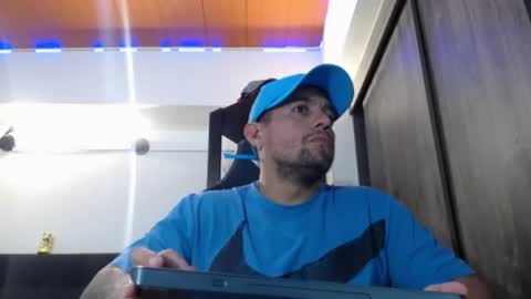     online show from April 24, 5:54 am