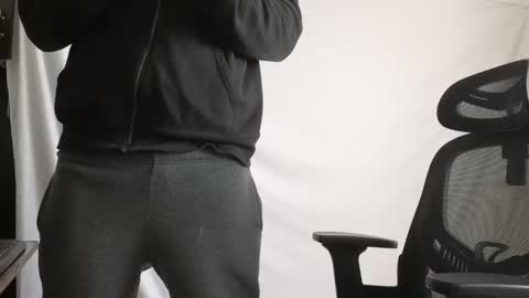 Marco. When Im offline you can view premium content in bio online show from February 18, 12:58 pm