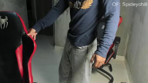 spideychill online show from April 26, 6:00 am