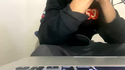 Snapshot of splash516634 chatting on January 13, 9:42 pm Twitter Toxiceli2 online show from January 13, 9:42 pm
