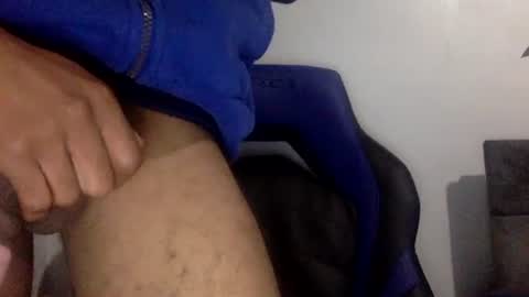 Snapshot of splash516634 chatting on October 11, 2:21 pm Twitter Toxiceli2 online show from October 11, 2:21 pm