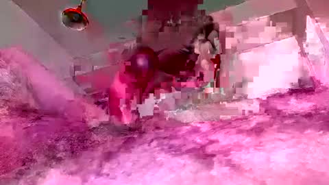 Snapshot of sprayx chatting on January 7, 9:21 am sprayx online show from January 7, 9:21 am