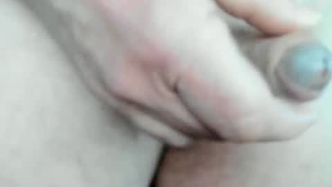 Snapshot of spreet21 chatting on February 4, 4:39 pm MicroClit online show from February 4, 4:39 pm