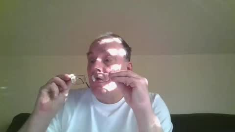 Snapshot of spritzer47 chatting on February 1, 12:16 pm spritzer47 online show from February 1, 12:16 pm