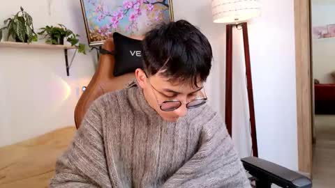 sr_evann online show from March 2, 4:47 pm