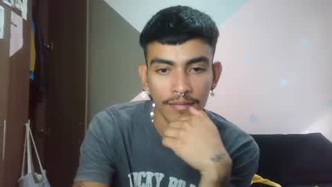 Snapshot of srcejotas chatting on March 12, 9:56 pm sorry mom online show from March 12, 9:56 pm