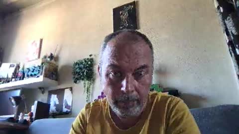 srekos38 online show from April 27, 9:28 am