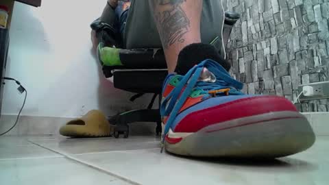 sr master cum its my old account online show from February 16, 5:37 pm