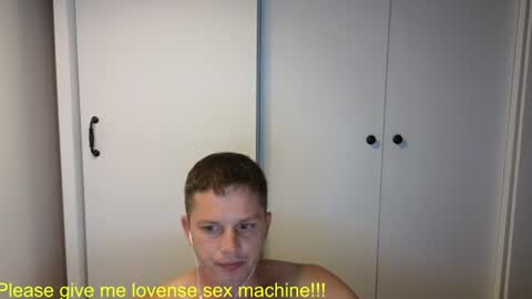 st1vemaster01 online show from July 29, 3:11 pm