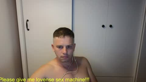 st1vemaster01 online show from July 13, 2:41 pm
