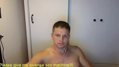 st1vemaster01 online show from July 27, 2:13 pm