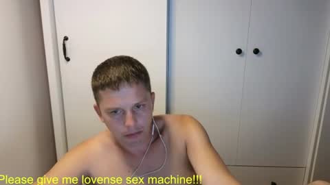 st1vemaster01 online show from July 31, 12:26 pm