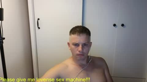 st1vemaster01 online show from July 11, 2:19 pm