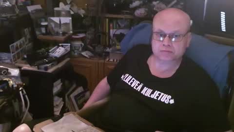 starterxyman online show from May 11, 1:07 am