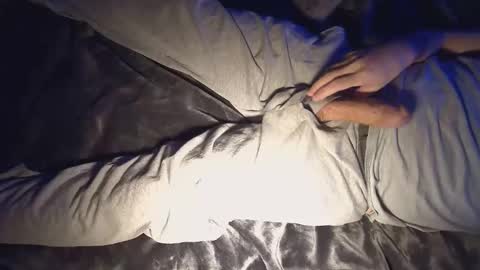 stayin hard online show from December 22, 3:55 am