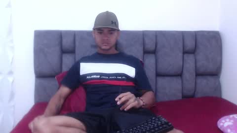 Julian and Andres online show from February 21, 11:55 am