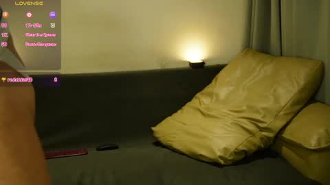 Steeve online show from April 24, 2:58 am