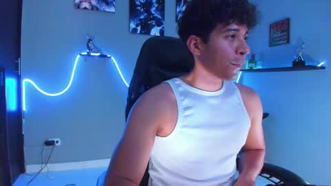 Stefann Salvatore online show from February 5, 1:23 am