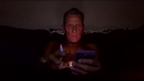 Snapshot of stefy1037 chatting on September 17, 7:42 am stefy1037 online show from September 17, 7:42 am
