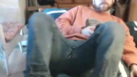 Snapshot of sterben13v chatting on February 4, 7:33 pm Ian23602 online show from February 4, 7:33 pm