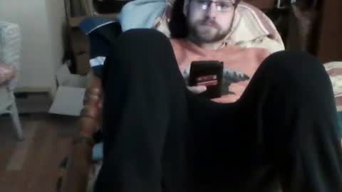 Snapshot of sterben13v chatting on February 6, 1:21 pm Ian23602 online show from February 6, 1:21 pm