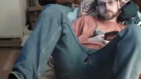 Snapshot of sterben13v chatting on February 3, 8:24 pm Ian23602 online show from February 3, 8:24 pm