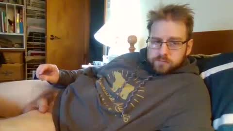 Snapshot of sterben13v chatting on October 17, 9:19 pm Ian23602 online show from October 17, 9:19 pm