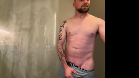 Snapshot of steve897819 chatting on September 27, 10:29 pm steve897819 online show from September 27, 10:29 pm