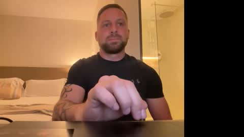 Snapshot of steve897819 chatting on September 30, 7:39 pm steve897819 online show from September 30, 7:39 pm