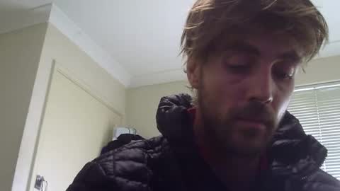 Snapshot of steveaussie chatting on January 4, 12:27 am Australian420 online show from January 4, 12:27 am