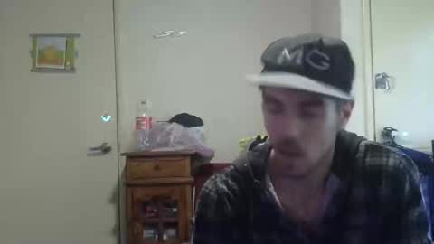 Snapshot of steveaussie chatting on February 5, 2:30 am Australian420 online show from February 5, 2:30 am